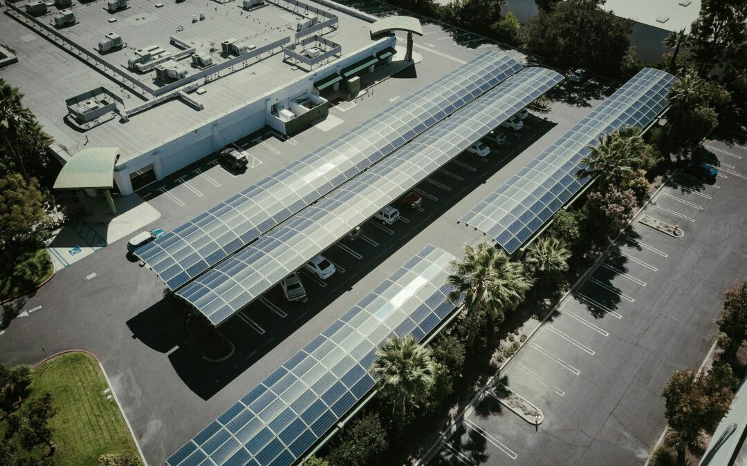 Pourquoi installer un parking solaire ? 4 bonnes raisons clés